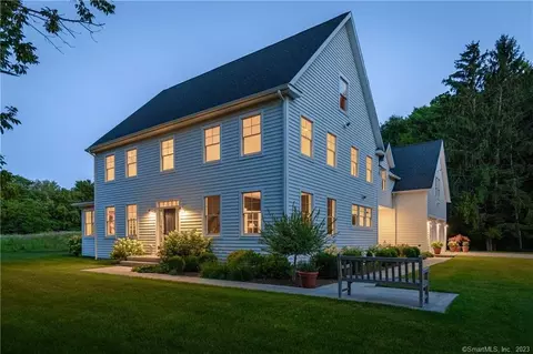 57 Platts Hill Rd, Newtown, CT 06470