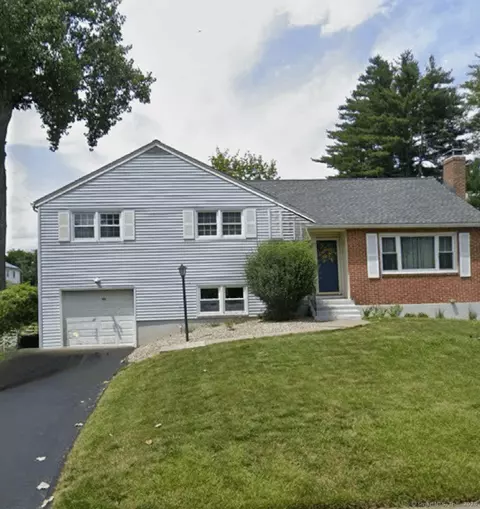 44 Old Meadow Rd, West Hartford, CT 06117