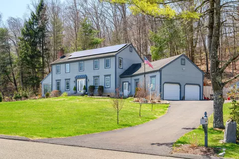 12 Windwood Rd, Brookfield, CT 06804
