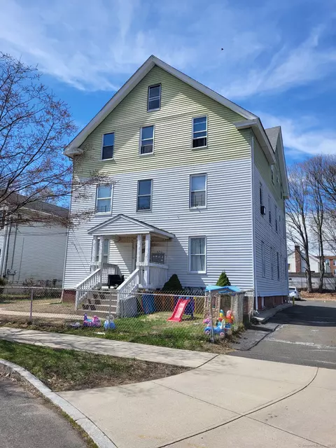 370 Washington St, New Britain, CT 06051
