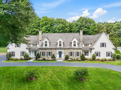 4 Farrell Rd, Weston, CT 06883