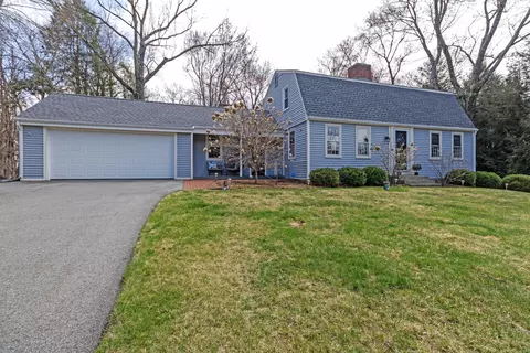 602 Chestnut Hill Rd, Glastonbury, CT 06033
