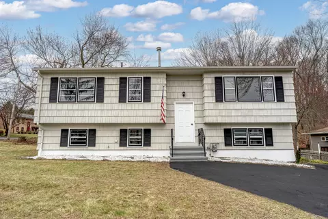214 Stoddard Rd, Waterbury, CT 06708