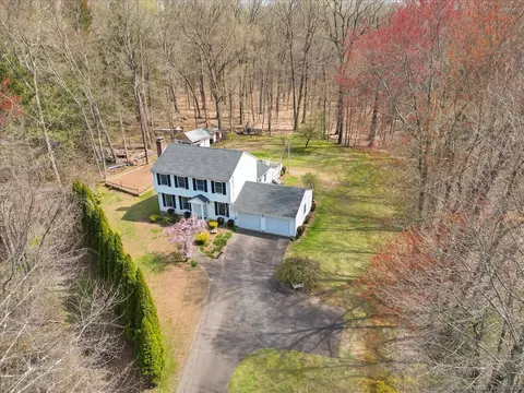 591 Plainville Ave, Farmington, CT 06085