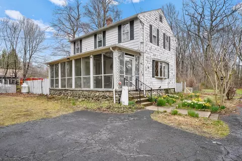138 Chestnut Tree Hill Rd, Oxford, CT 06478