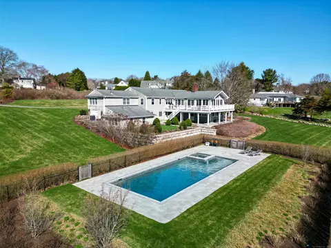22 Findlay Way, Stonington, CT 06378