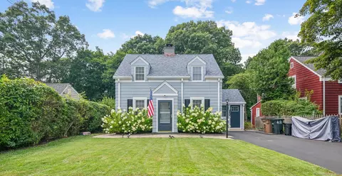 26 Woodbury Ave, Stamford, CT 06907
