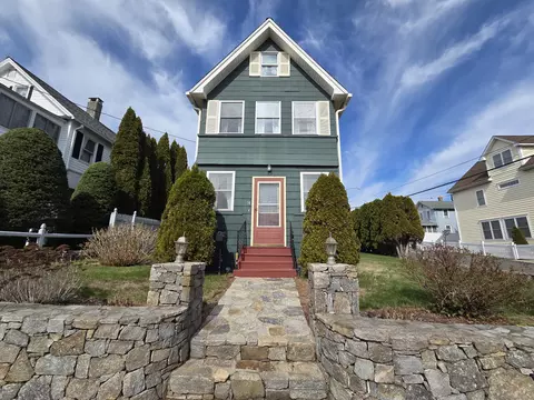 14 Hillside Ave, Milford, CT 06460
