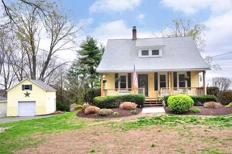1002 Poquonock Ave, Windsor, CT 06095