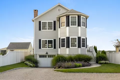 15 Buckingham Ave, Old Saybrook, CT 06475