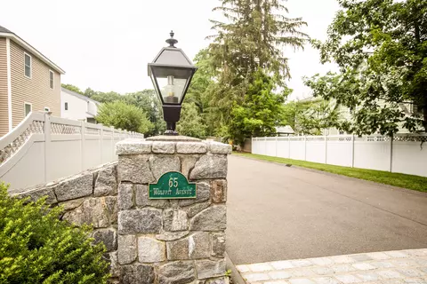 65 Wolfpit Ave #2C, Norwalk, CT 06851