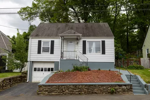 70 Manners Ave, Naugatuck, CT 06770