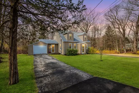 141 Plank Rd, Prospect, CT 06712