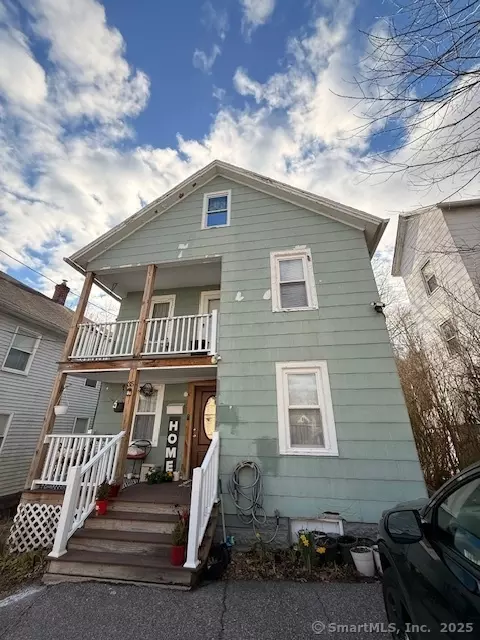 35 Pine St, Torrington, CT 06790