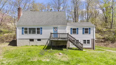 210 Sachem Head Rd, Guilford, CT 06437