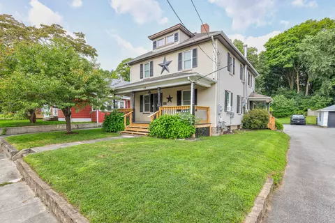 40 School St, Killingly, CT 06239