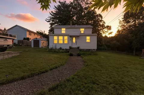 110 Midland Rd, Waterbury, CT 06705