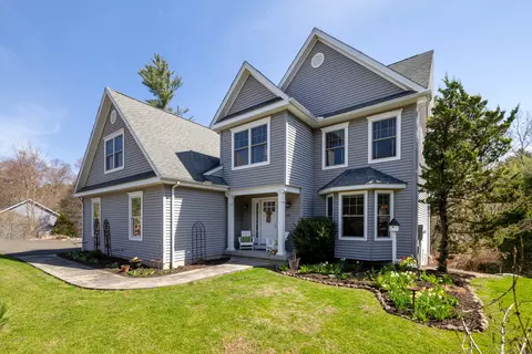 400 Long Meadow Rd, Middlebury, CT 06762