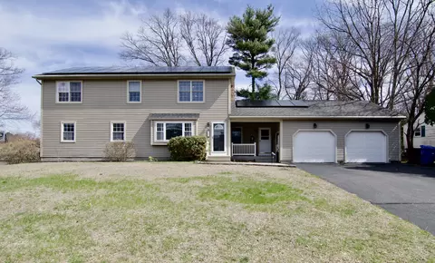 18 Donna St, Enfield, CT 06082