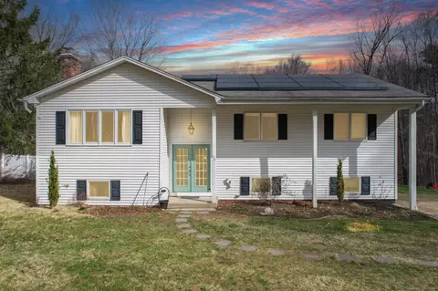 46 Perry Hill Rd, Ashford, CT 06278