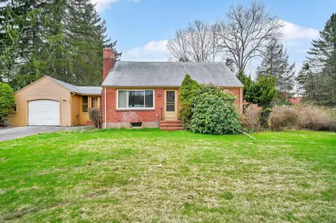 141 Tunxis Ave, Bloomfield, CT 06002