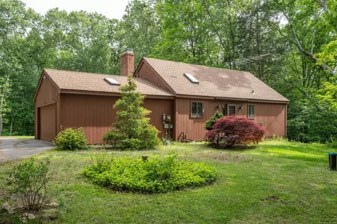 544 Gurleyville Rd, Mansfield, CT 06268