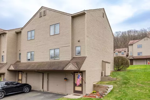 489 Wolcott St #83, Bristol, CT 06010