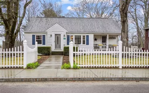 333 Sayles Ave, Pascoag, RI 02859