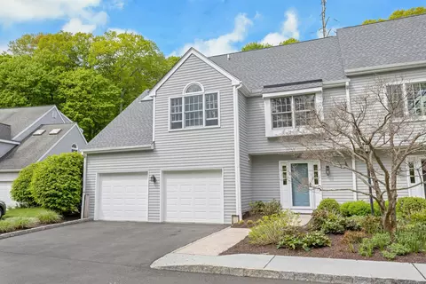 120 Prospect St #55, Ridgefield, CT 06877