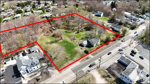 213 Boston Post Rd, Waterford, CT 06385
