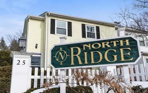 25 Padanaram Rd #14, Danbury, CT 06811