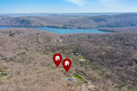 3-20 Wagon Wheel Rd, Sherman, CT 06784