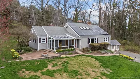 200 Beaver Dam Access Rd, Stratford, CT 06614