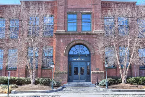 25 Grand St #158, Norwalk, CT 06851