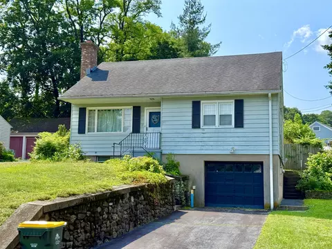 21 West Rd, Ansonia, CT 06401