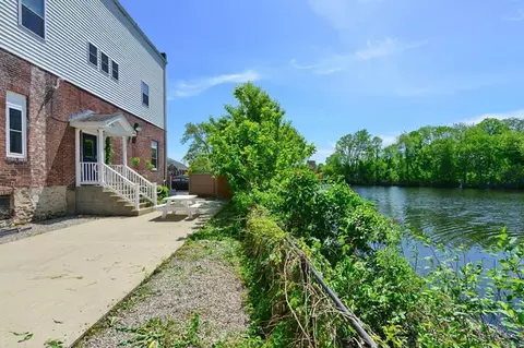 13 Water St, Killingly, CT 06239 photo 1