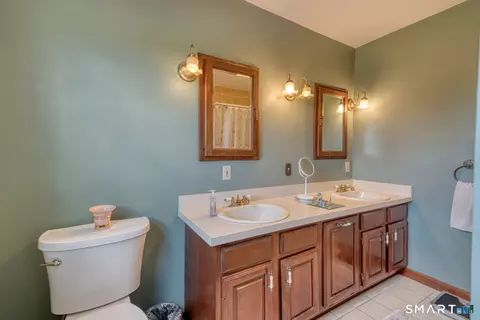 Bath - 1833 Mountain Rd, Torrington, CT 06790 photo 2 of 3