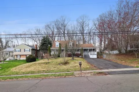 99 Strawberry Hill Rd, Bristol, CT 06010