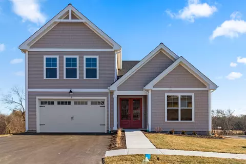 14 Summertime Cir, Stonington, CT 06379