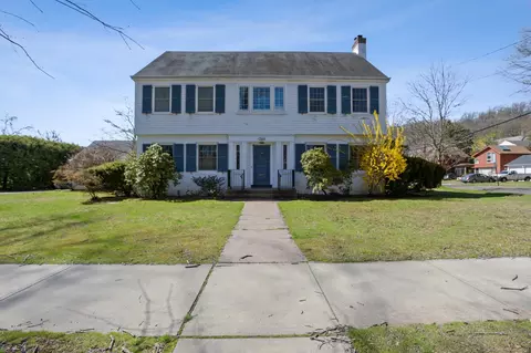 130 Cleveland Rd, New Haven, CT 06515