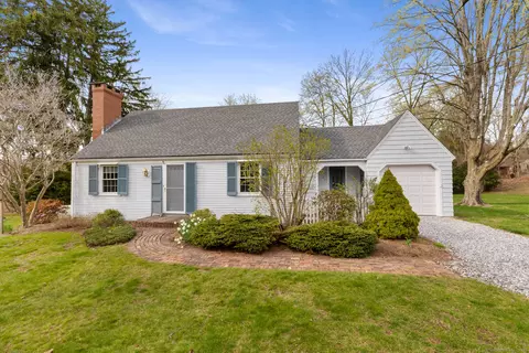 10 Park Pl, Glastonbury, CT 06073