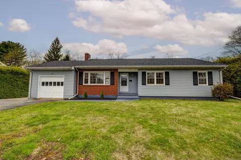 70 Buckingham St, Manchester, CT 06042