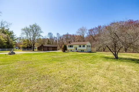 567 Waterman Rd, Lebanon, CT 06249