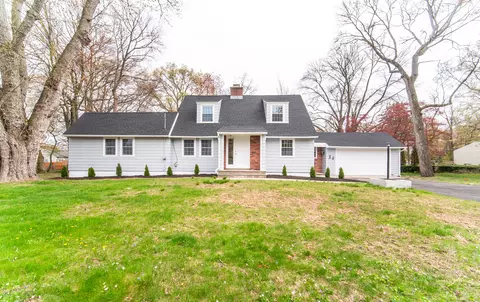 275 Nichols Ter, Stratford, CT 06614