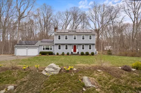 14 Timber Ridge Rd, Madison, CT 06443