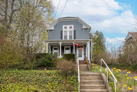 32 Cottage St, Meriden, CT 06450