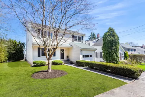 65 Edgewood Ave, Stamford, CT 06907