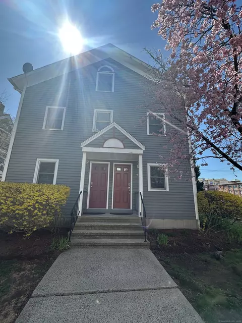 427 Blake St #427, New Haven, CT 06515