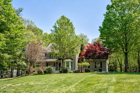 67 Blue Trail Dr, Thomaston, CT 06787