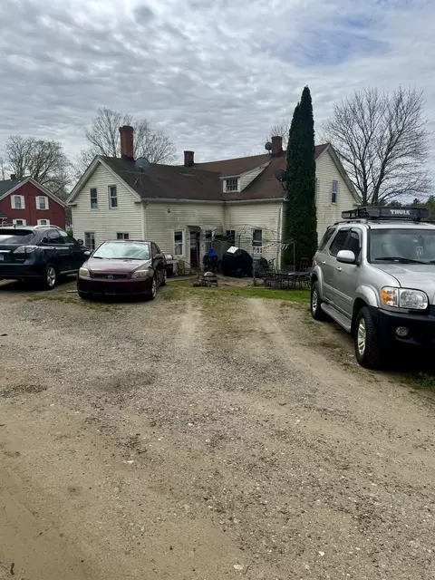 44-46 S Chestnut St, Plainfield, CT 06374